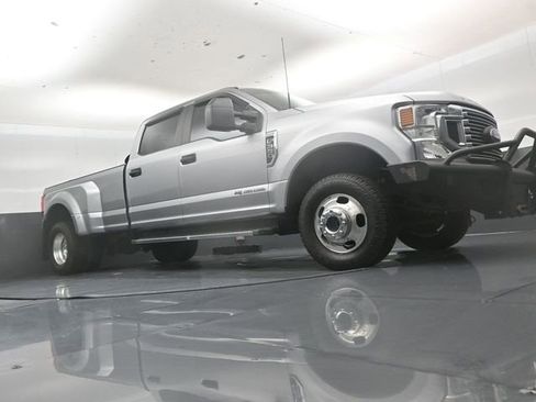 Used 2021 Ford F350 XL w/ STX Appearance Package AWD/4WD image 39