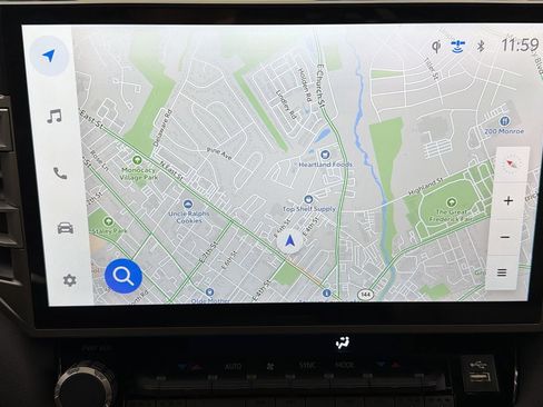 Used 2025 Toyota Tundra Limited image 21