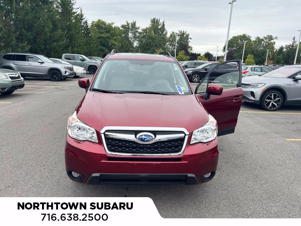 Used 2014 Subaru Forester 2.5i Limited AWD/4WD image 2