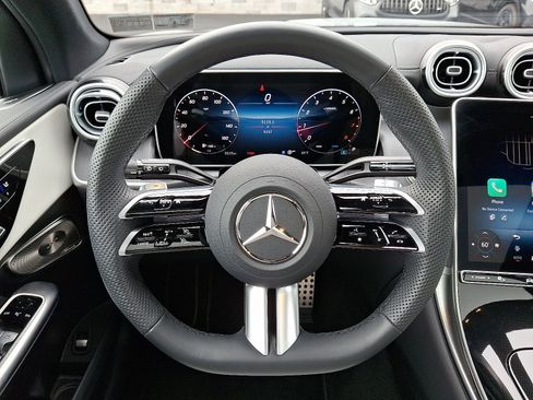 Certified 2026 Mercedes-Benz GLC 300 4MATIC image 18