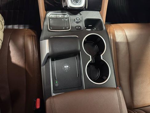Used 2024 Acura MDX SH-AWD w/ Technology Package image 10