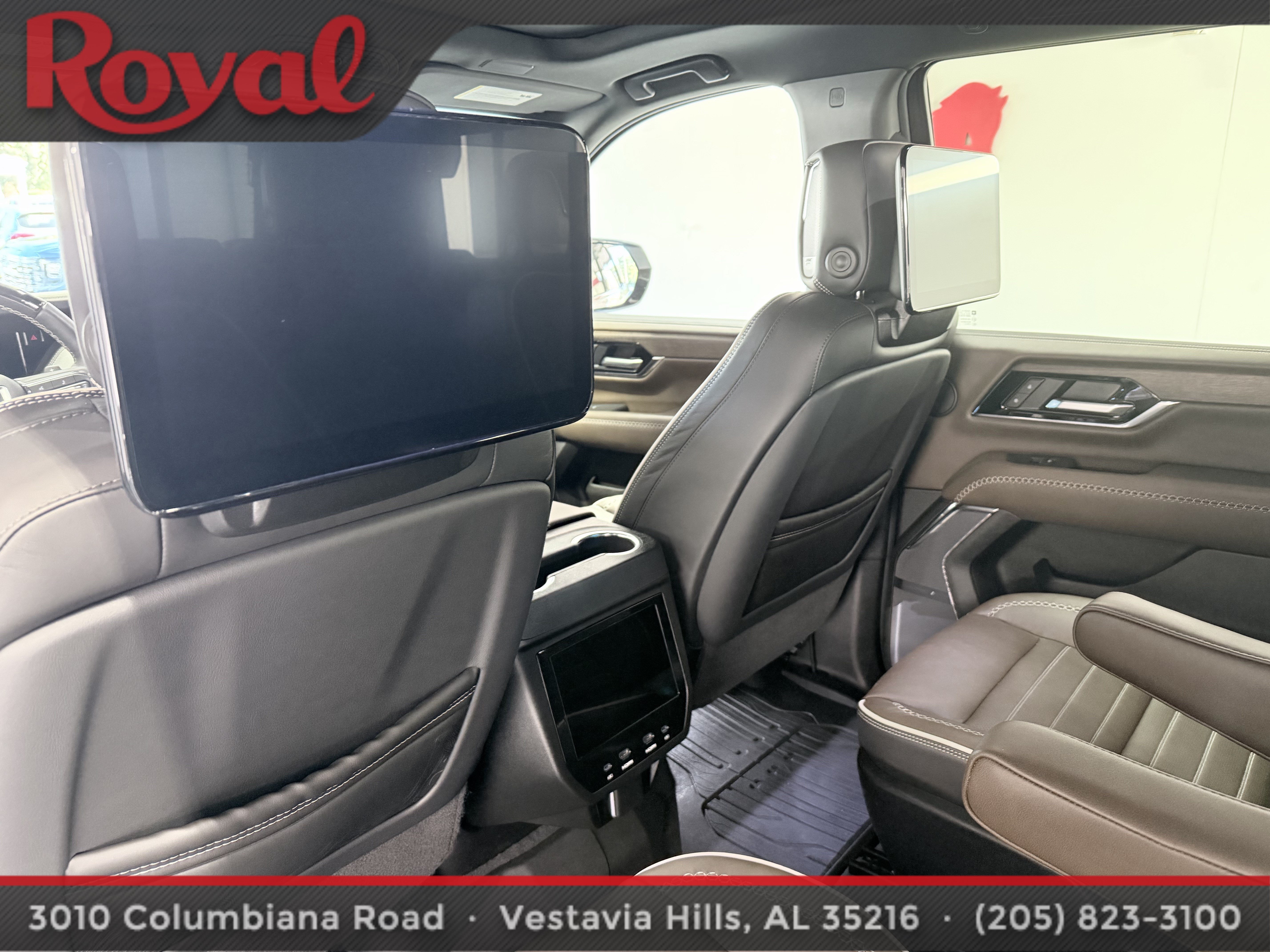 Used 2026 GMC Yukon Denali Ultimate AWD/4WD image 25