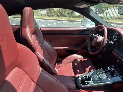 Used 2023 Porsche 911 Carrera S RWD image 2