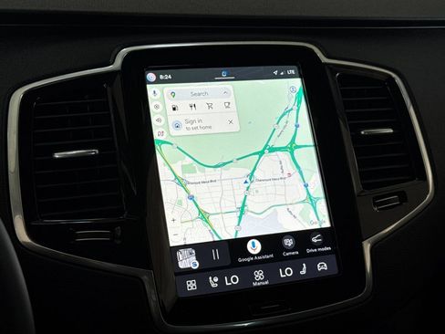 Certified 2023 Volvo XC90 B5 Plus AWD/4WD image 19