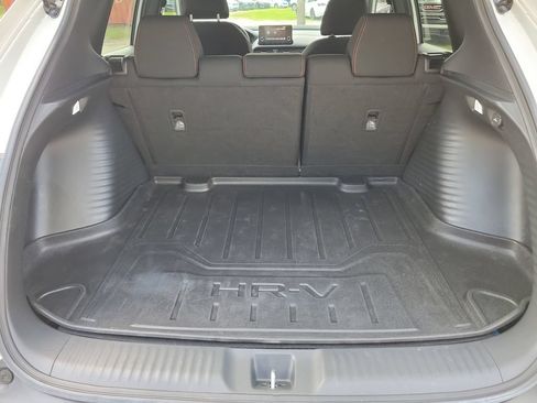Used 2025 Honda HR-V Sport image 14