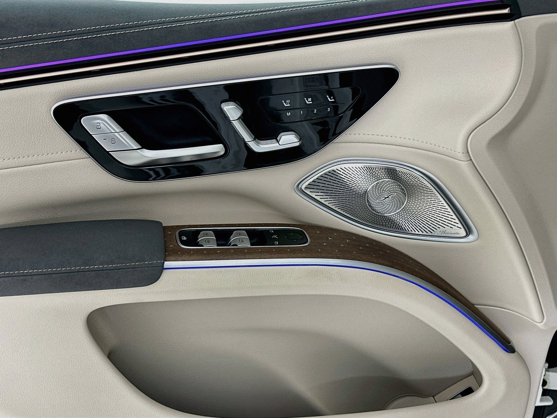 Certified 2023 Mercedes-Benz EQS 450+ SUV image 19