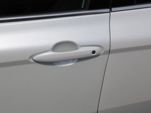 Used 2021 Toyota Camry XSE image 16