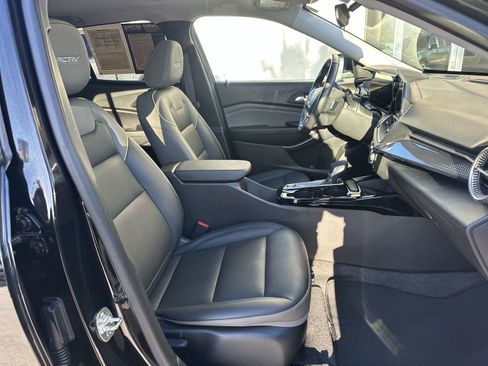 Certified 2025 Chevrolet Trax ACTIV w/ Sunroof Package image 22