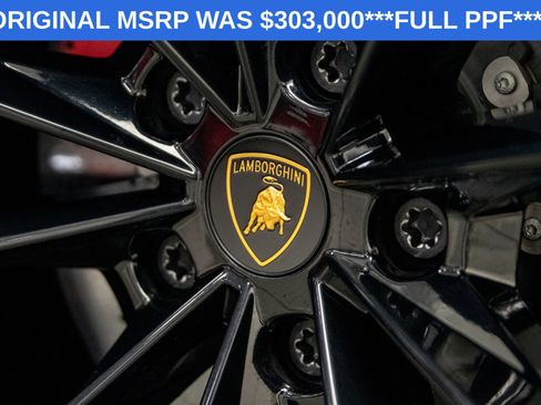 Used 2024 Lamborghini Urus S AWD/4WD image 42