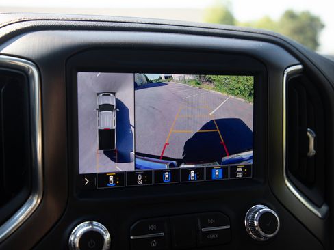 Used 2021 GMC Sierra 3500 AT4 w/ AT4 Premium Plus Package AWD/4WD image 33