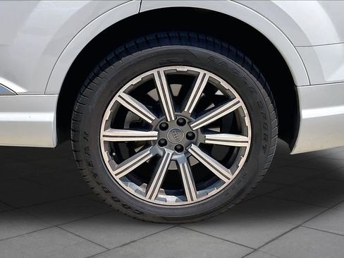 Used 2019 Audi Q7 2.0T Premium w/ Convenience Package AWD/4WD image 10