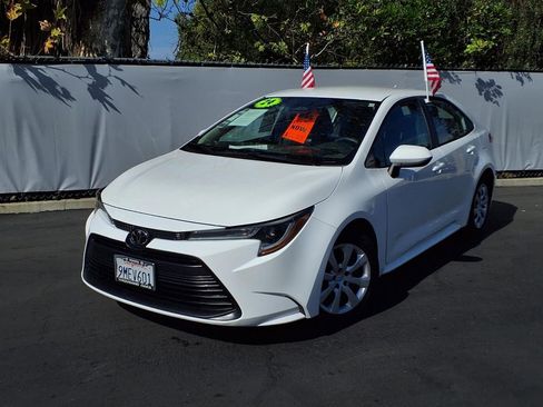 Certified 2024 Toyota Corolla LE image 24