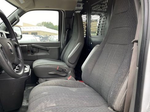 Used 2020 GMC Savana 2500 w/ Driver Convenience Package image 21