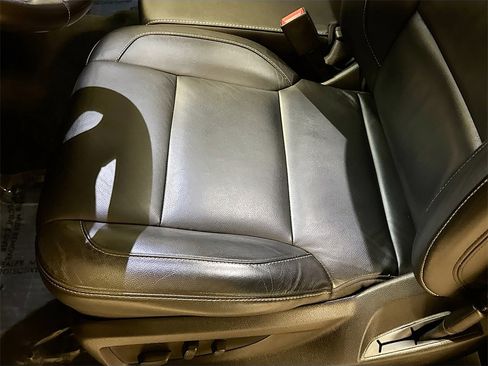 Used 2018 Chevrolet Silverado 1500 LT w/ All Star Edition image 22