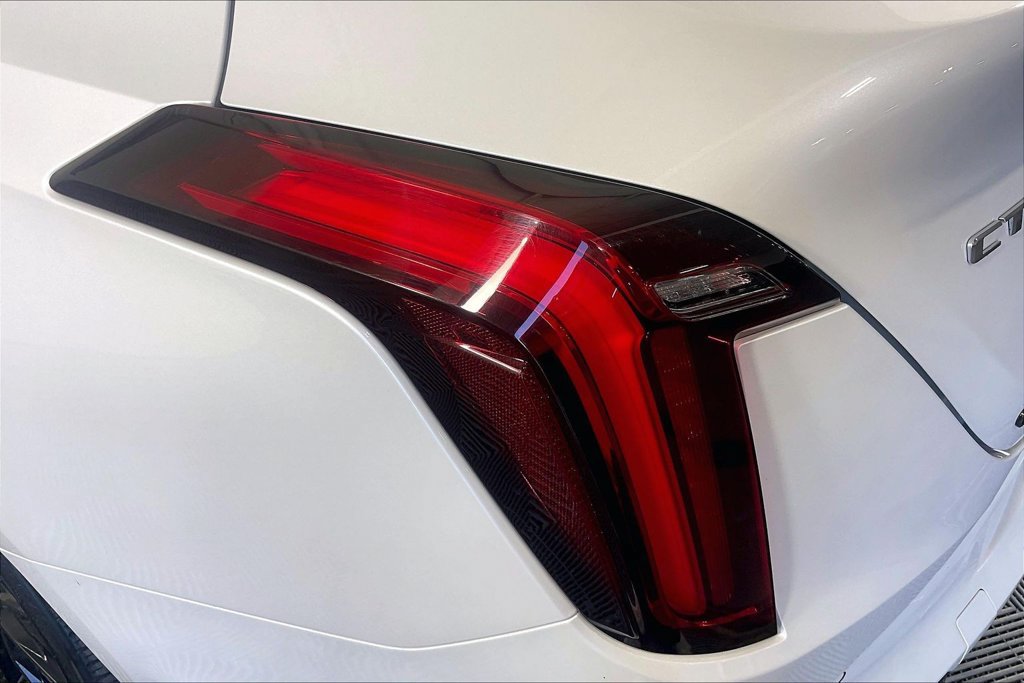 Used 2023 Cadillac CT4 Luxury w/ Sun And Sound Package AWD/4WD image 39