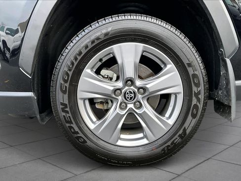 Used 2024 Toyota RAV4 XLE image 9