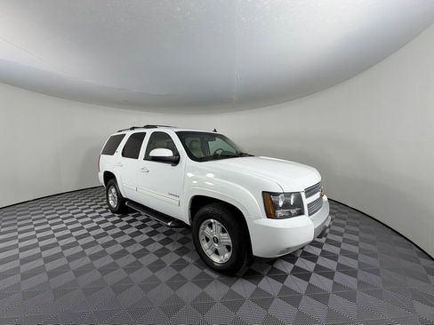 Used 2014 Chevrolet Tahoe LT w/ Suspension Package, Off-Road AWD/4WD image 2