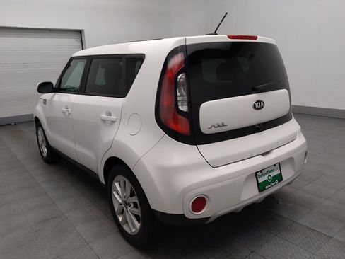 Used 2019 Kia Soul + FWD image 5