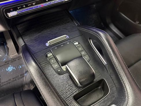 Used 2024 Mercedes-Benz GLE 350 4MATIC image 16