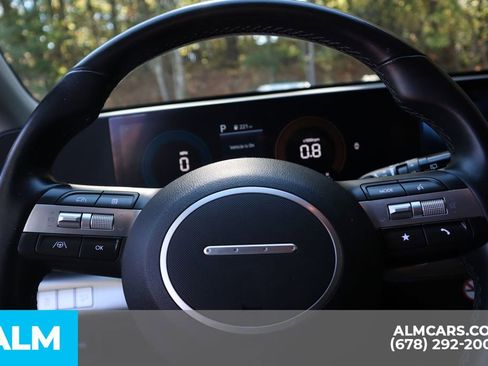 Used 2025 Hyundai Kona SEL image 27