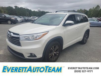 Used 2016 Toyota Highlander XLE