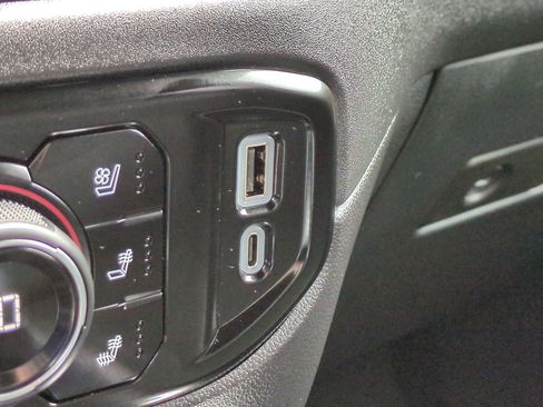 New 2026 Chevrolet Silverado 1500 High Country w/ Midnight Edition AWD/4WD image 21