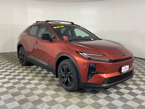 New 2026 Toyota C-HR w/ Cold Weather Package AWD/4WD image 22