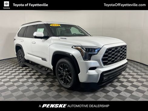 Used 2026 Toyota Sequoia Platinum AWD/4WD image 17