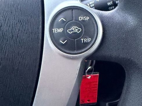 Used 2014 Toyota Prius C Two image 28