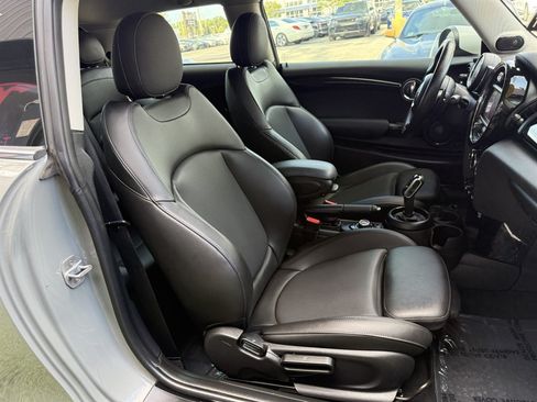 Used 2020 MINI Cooper S FWD image 17