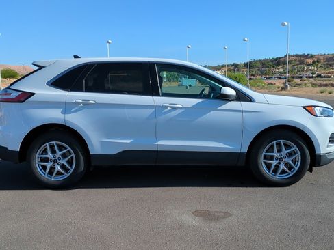 Used 2024 Ford Edge SEL AWD/4WD image 2