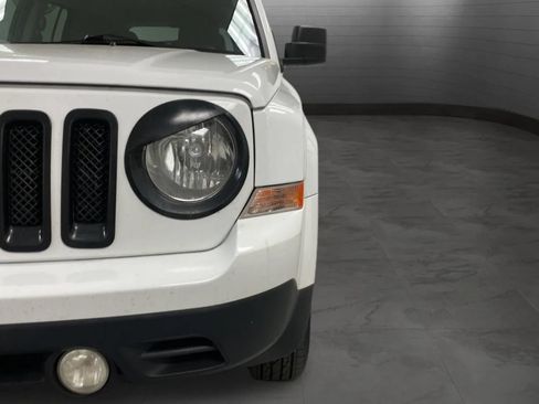 Used 2015 Jeep Patriot Sport FWD image 28