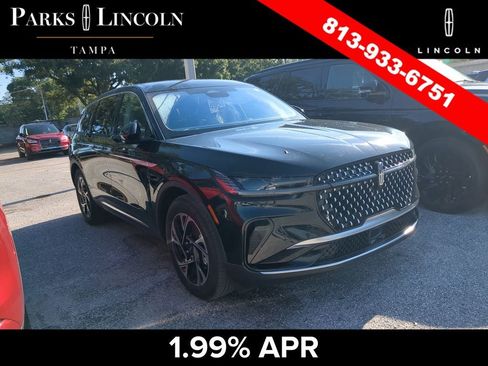 Certified 2025 Lincoln Nautilus Premier AWD/4WD image 6