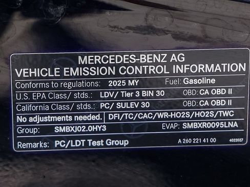 Used 2025 Mercedes-Benz GLA 250 image 32