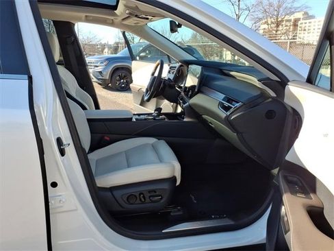 Used 2025 Lexus RX 350 FWD image 17