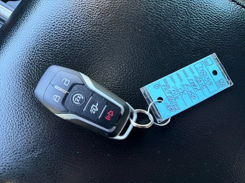 Used 2015 Ford F150 Lariat AWD/4WD image 23