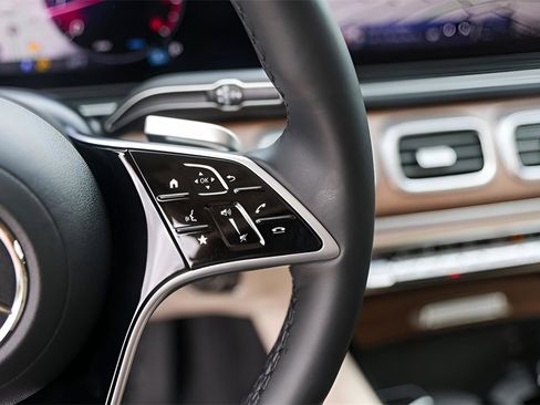 Used 2026 Mercedes-Benz GLE 450 4MATIC image 12