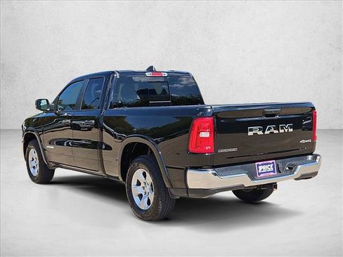 Used 2025 RAM 1500 Big Horn AWD/4WD image 8