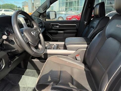 Used 2023 RAM 1500 Laramie AWD/4WD image 9