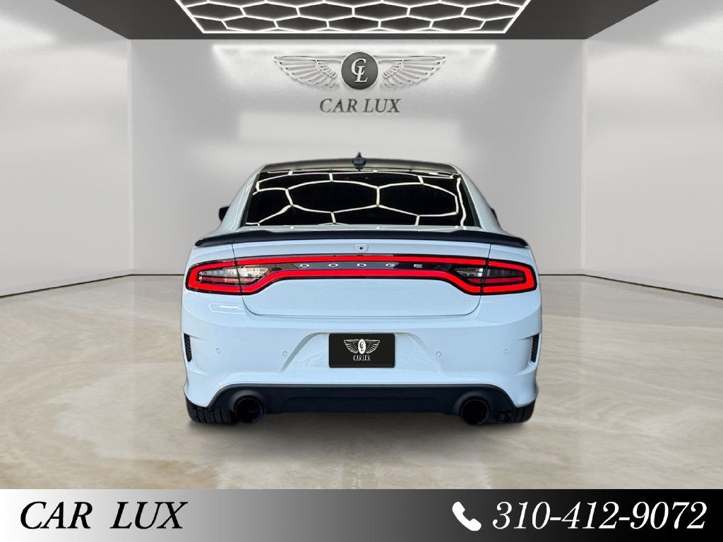 Used 2020 Dodge Charger Scat Pack RWD image 4