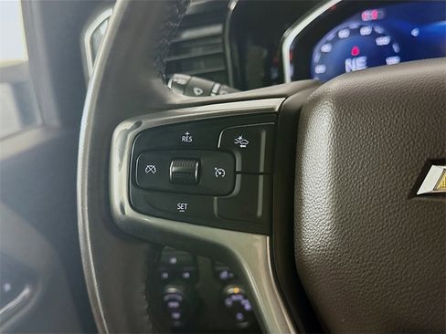 Used 2024 Chevrolet Silverado 2500 LT image 25