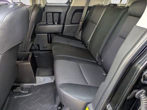 Used 2008 Toyota FJ Cruiser image 16