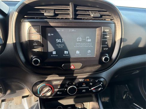 Used 2020 Kia Soul LX image 14