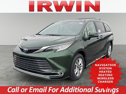 New 2025 Toyota Sienna Limited
