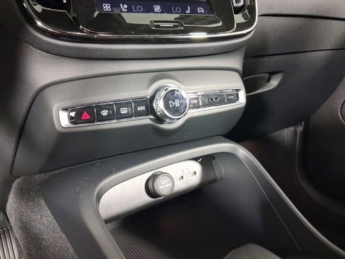 Certified 2023 Volvo XC40 B5 Core w/ Convenience Package AWD/4WD image 26