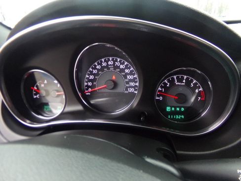 Used 2014 Chrysler 200 Limited w/ Sun/Sound Group image 20