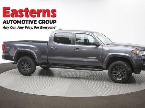 Used 2020 Toyota Tacoma SR5 AWD/4WD image 47