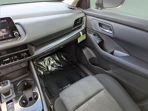 New 2026 Nissan Rogue SV FWD image 15