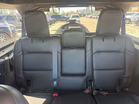 Used 2023 Jeep Wrangler Unlimited Rubicon image 13