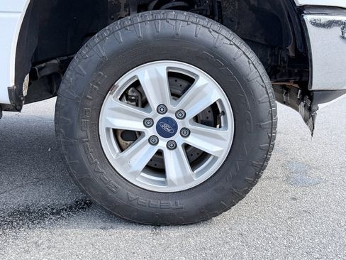 Used 2018 Ford F150 XLT w/ Trailer Tow Package image 31